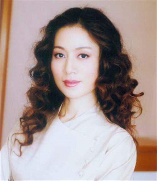 李红揭露我的流氓前夫余秋雨一个道貌岸然的伪君子