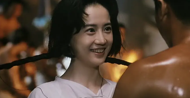 90年代,桑妮出演的电视剧就有10部,尤其1999年的苏有朋,林志颖版的