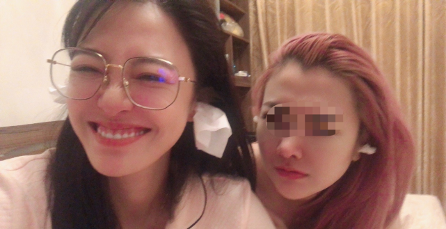 乔任梁离世五年,生前唯一女友罕见更新晒照,对镜甜笑终走出伤痛