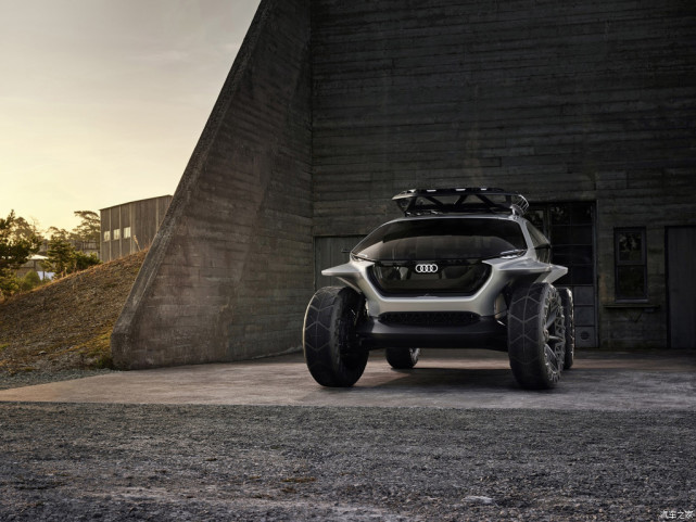 见过打广告的没见过这么硬核的广告,直接把剧情放进广告里|灵笼|动画