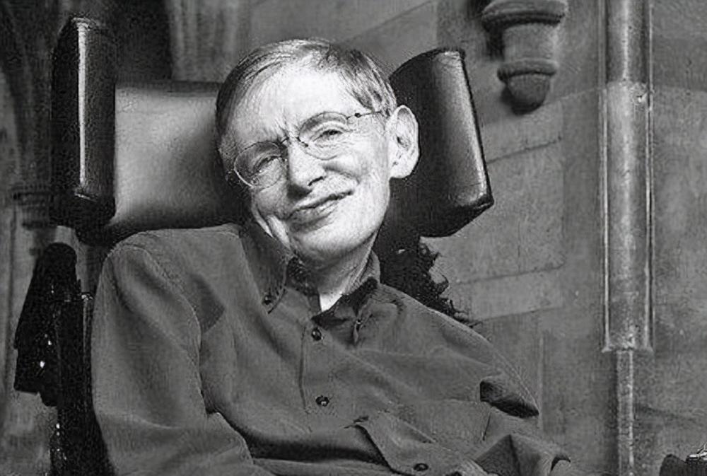 双手残疾,街头写字十年,自创"彩虹体"被收购的崔显仁,怎样了