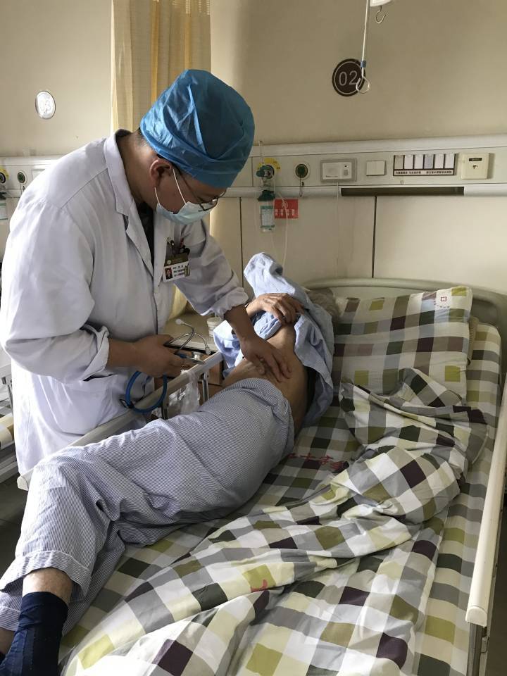 Snh女团成员刘丽千直播时吐血 竟是这种恶性肿瘤 腾讯新闻