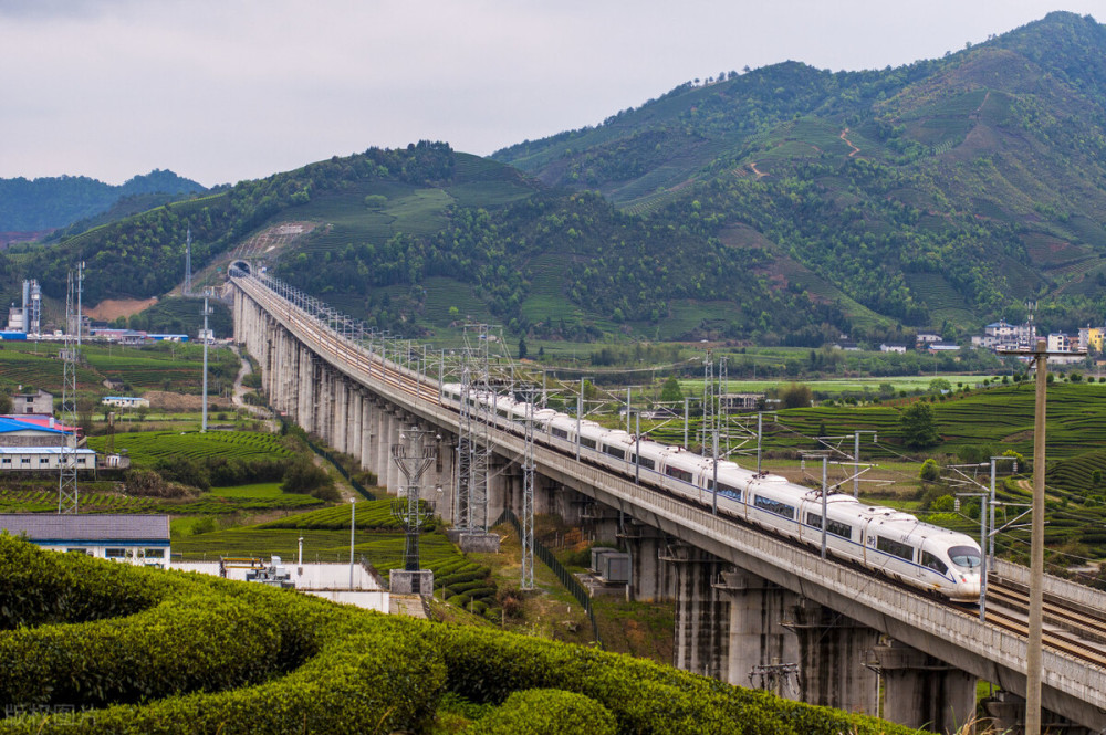 襄阳十堰随州有东去的高铁为什么还要争取合康高铁