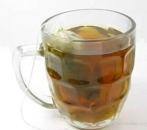 黄精泡水喝主要有哪些功效?平时喝有哪些禁忌呢?