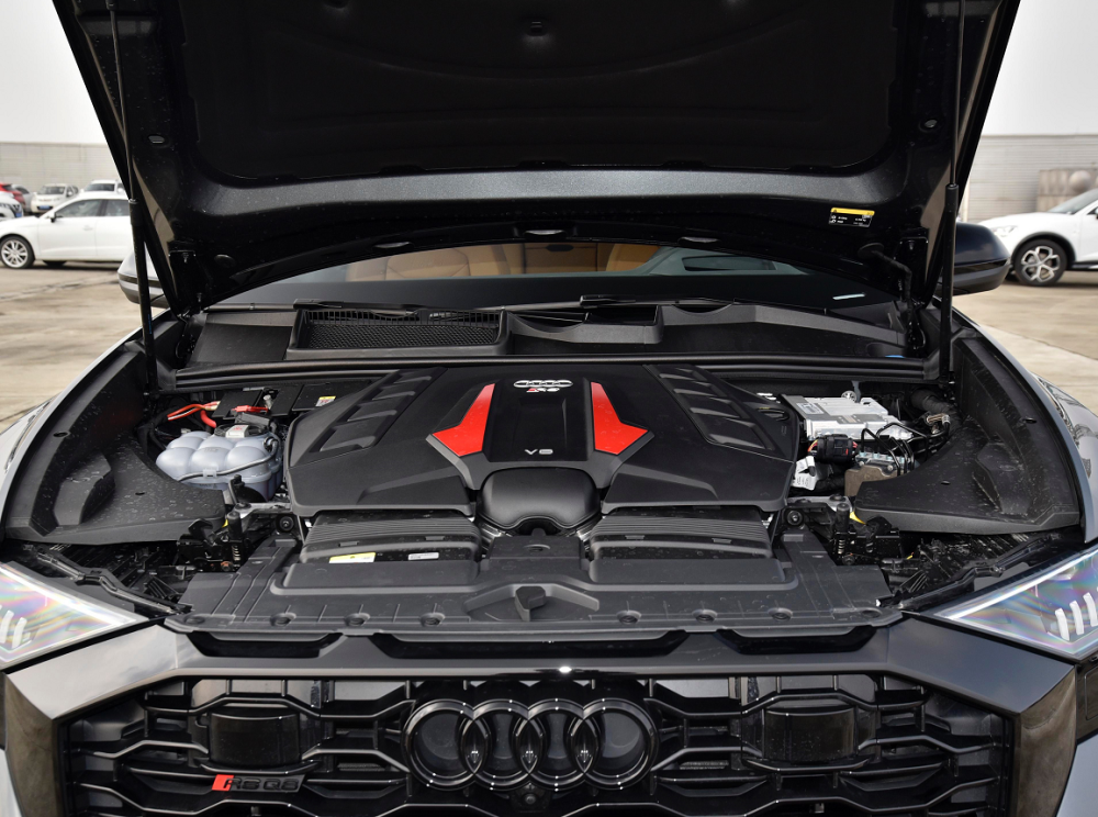 奥迪rsq8正式上市搭载兰博基尼发动机简直就是扮猪吃老虎