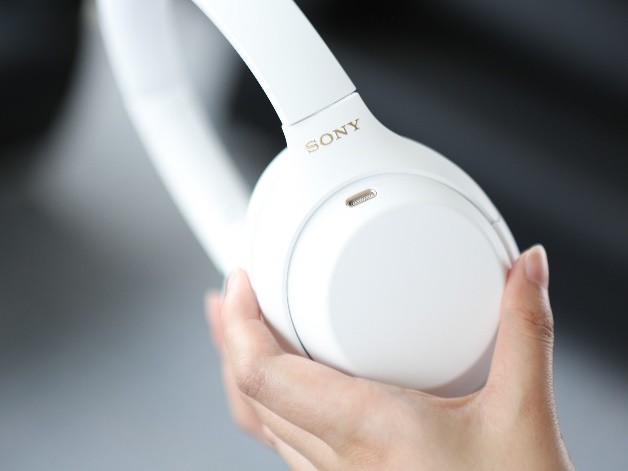 告白520|索尼wh-1000xm4头戴降噪耳机静谧白限量版心动发布