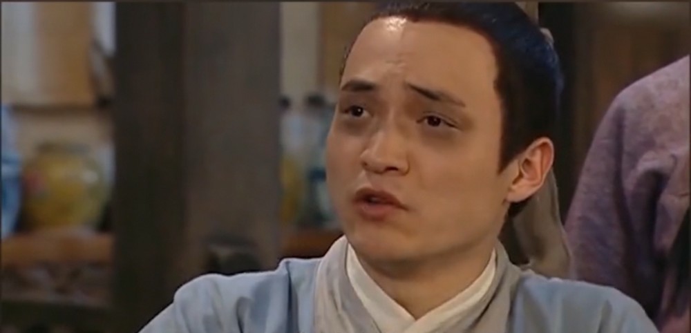 了现场,导演却说你看的那些都用不上,于是才有了满腹怨气的酸秀才形象