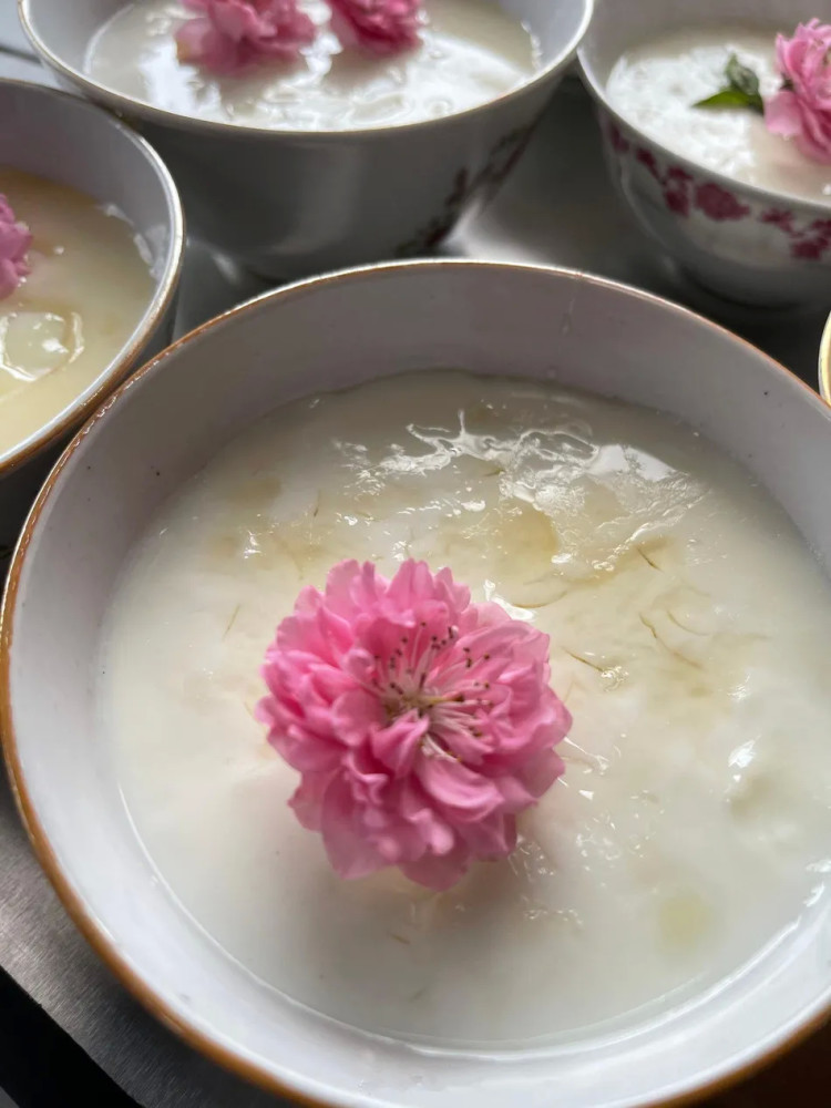 别馋黄磊做的桃花撞奶了,这些"桃花食"好吃更好看_腾讯新闻