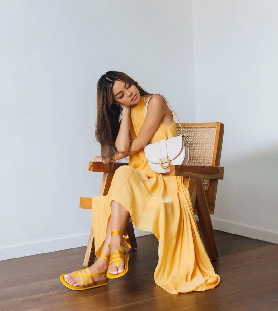 种草鹅jennie又让我爱上绑带凉鞋了