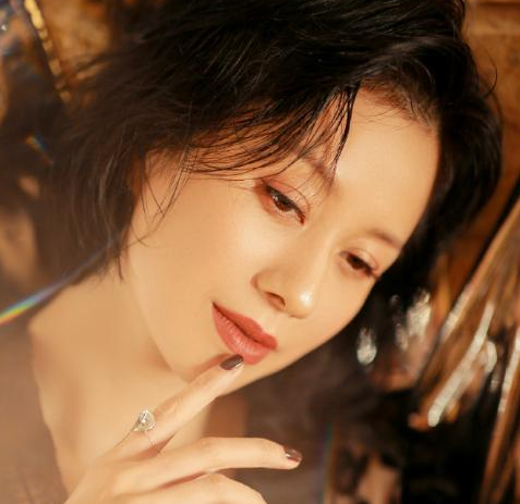 婷美女神倪虹洁家人看到我的广告我度过了最漫长的30秒