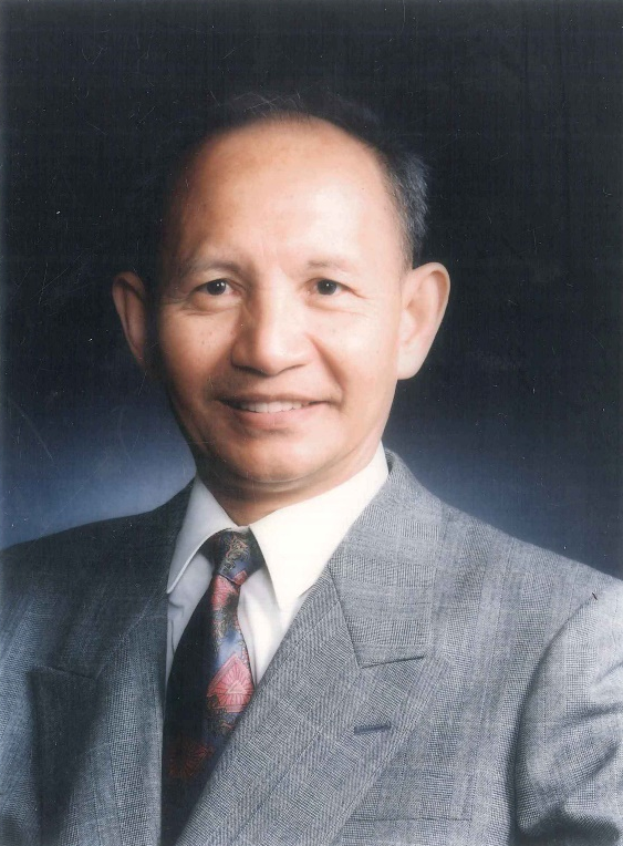 王元为人低调,淡泊名利,待人谦和,"执元德于心而化