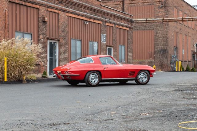 近乎全新的美式经典1967年雪佛兰科尔维特c2