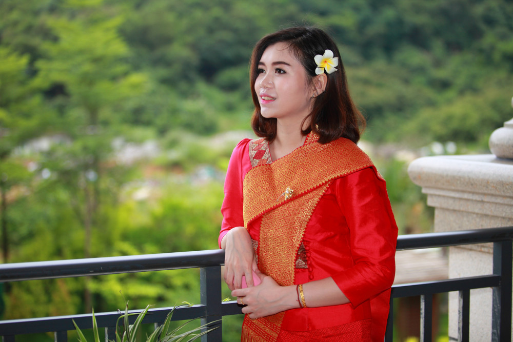 亚洲红灯区,欧美人的寻欢天堂,本地人的噩梦,柬埔寨女孩在哭泣_腾讯新