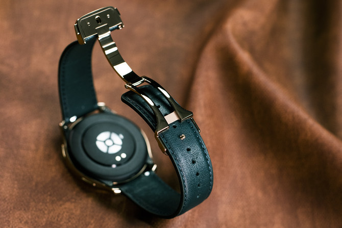 我想低调,但质感不允许 一加手表钴合金限定版开箱