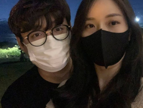 这也太甜了吧mata情人节分享和女朋友的合照