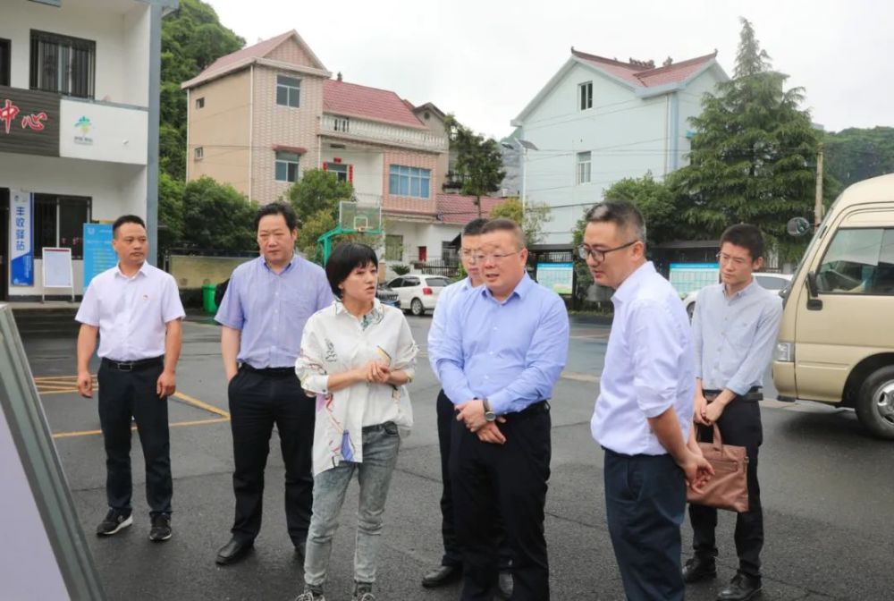 县领导朱永平,徐彪参加.