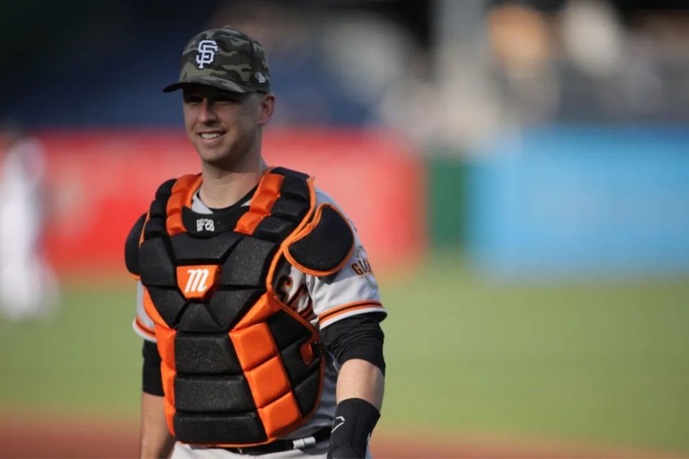 队中的老将们发挥的带头作用功不可没,尤其是巴斯特-波西(buster