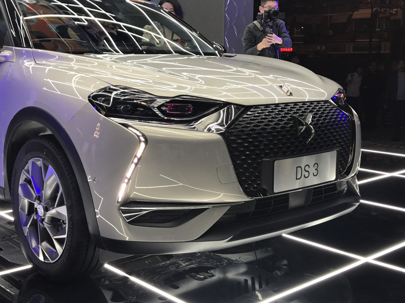 续航360公里,ds品牌首款纯电动车ds 3上市,售价31.33万起