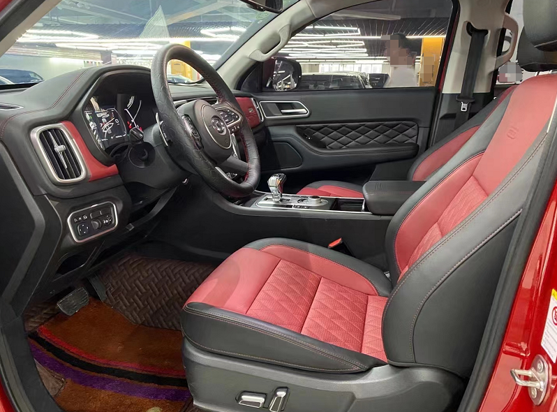 实拍20t长城炮外观大气似猛禽978万起内饰也太豪华了吧