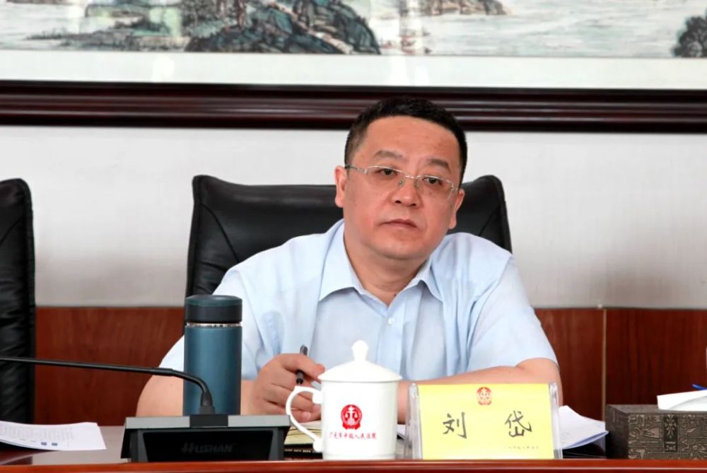 全国政法队伍教育整顿中央第十四督导组在我市中级人民