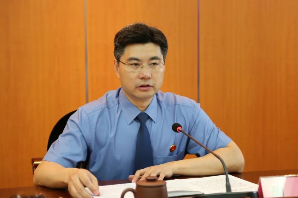 会议传达学习了中央第十四督导组四川小组组长刘志远同志来达督导教育