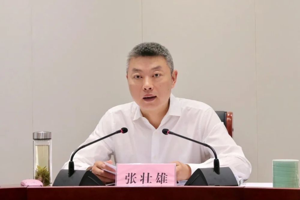 遂昌召开县委常委会暨三个争先赛比会会议