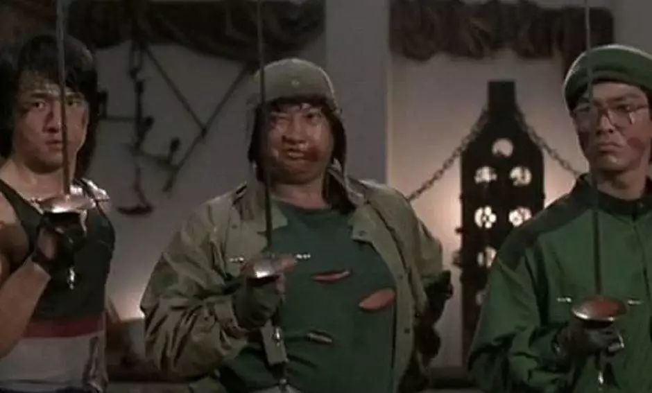 《快餐车》《a计划》《富贵列车》20岁时候,洪金宝为他量身定做了一部