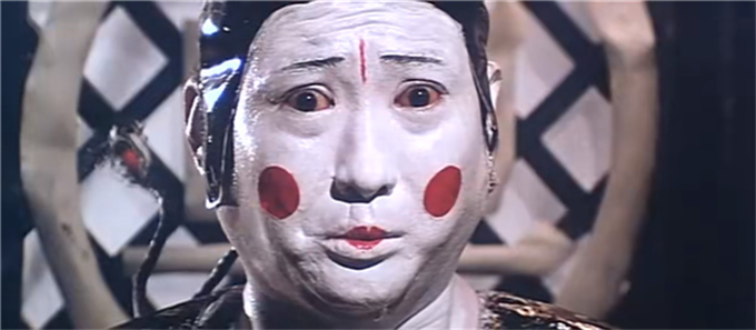 港版《上帝也疯狂》,周星驰林正英唯一的合作,"李小龙"来助阵_腾讯