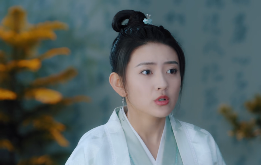 从穿着臃肿到角色时不时地说话会呼出哈气,其实也判定出来这部剧拍摄