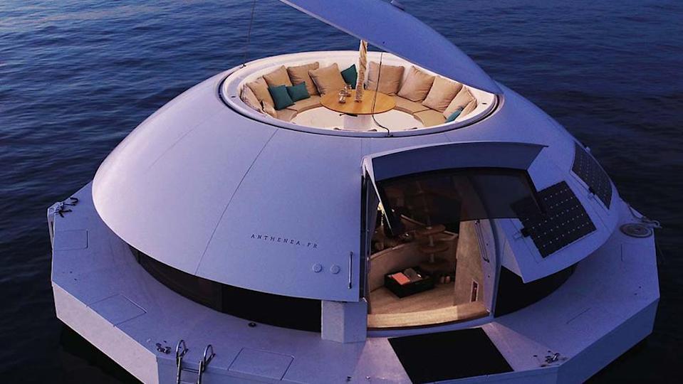 打造最豪华水中巢穴——来自法国的全自动水中太空舱