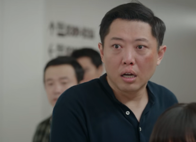 《生活家》:骂丈夫窝囊,给原配下跪,尹平川新老婆才