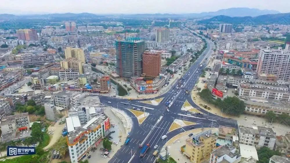 中方县人口_中国人口第一大县,总人口248万,以服装和中药材闻名中外