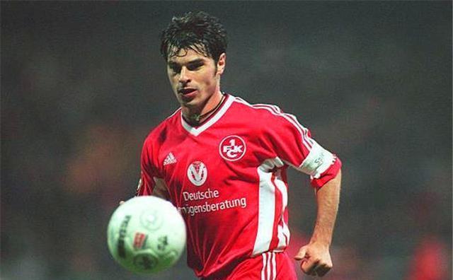 不适合豪门的天才26岁赴国米笑容寥寥30岁成拜仁10号却被解约