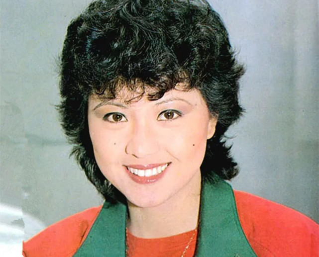 "郭芙"廖安丽近况,结婚24年老公出家当和尚,为养家转行卖保险