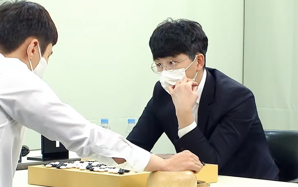 韩国最强棋士战第七轮朴廷桓逆转胜金志锡,6胜0负领跑第八轮将对