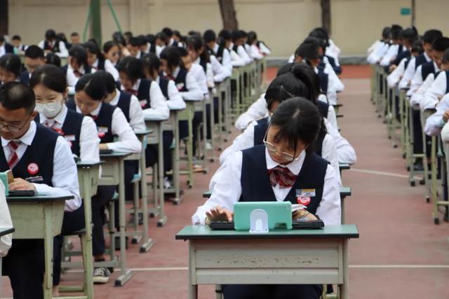 相关部门发布好消息职高生有机会上本科普高生的优势不再