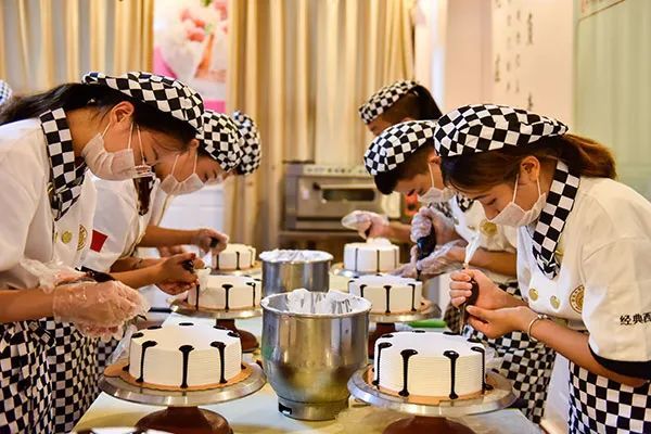 为什么学烘焙?这些原因里总会有一个戳中你的心!