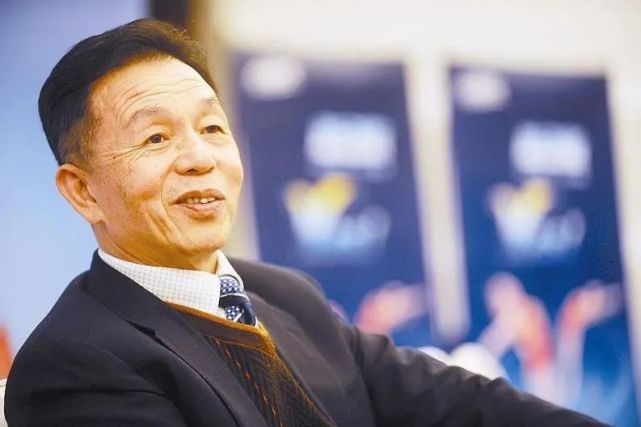 中国卫生巾之父交棒子承父业许连捷长子许清流接力恒安总裁