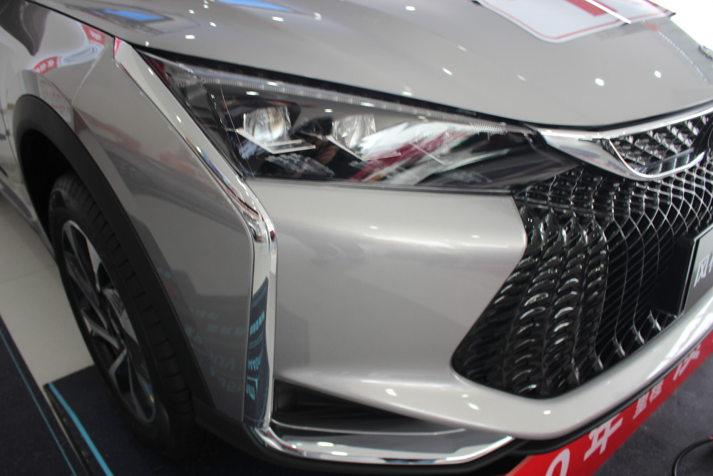 到店实拍奕炫gs,星空灰很帅,车长4610mm,7.49万起,外观很新潮