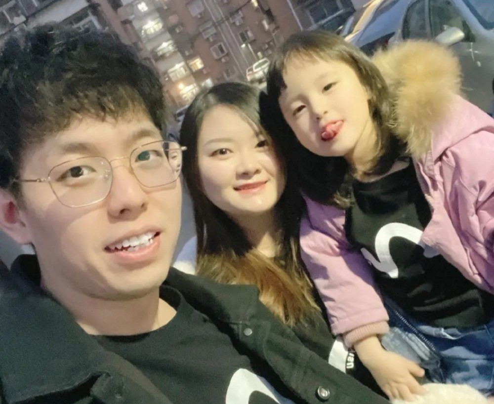 德云社又出事已婚靳鹤岚被爆料出轨女粉丝有私密照为证