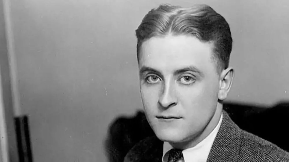 菲茨杰拉德:人生就是不断崩溃,不断前行的过程