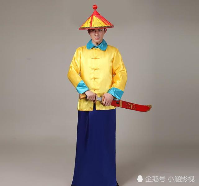 清朝领侍卫内大臣,是做什么的,一年下来他们的工资有多少钱