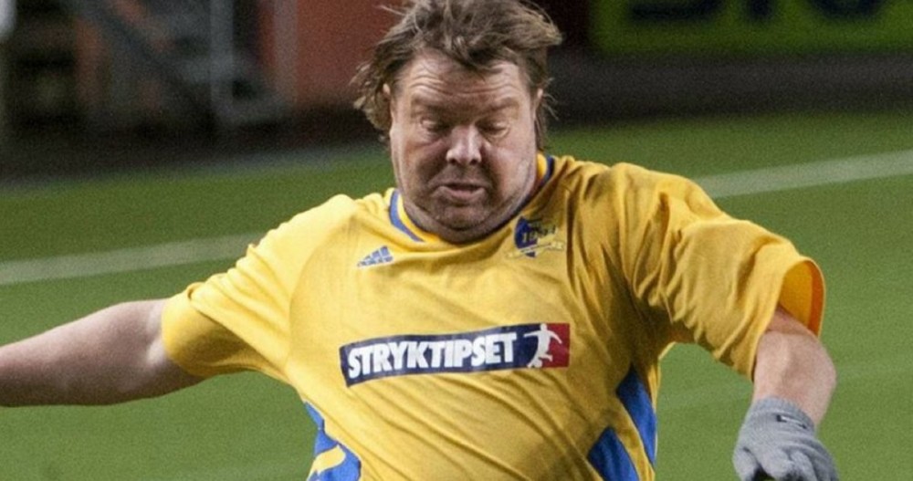 未满29岁便结束球员生涯,巅峰状态的托马斯·布洛林是世界足坛上其中