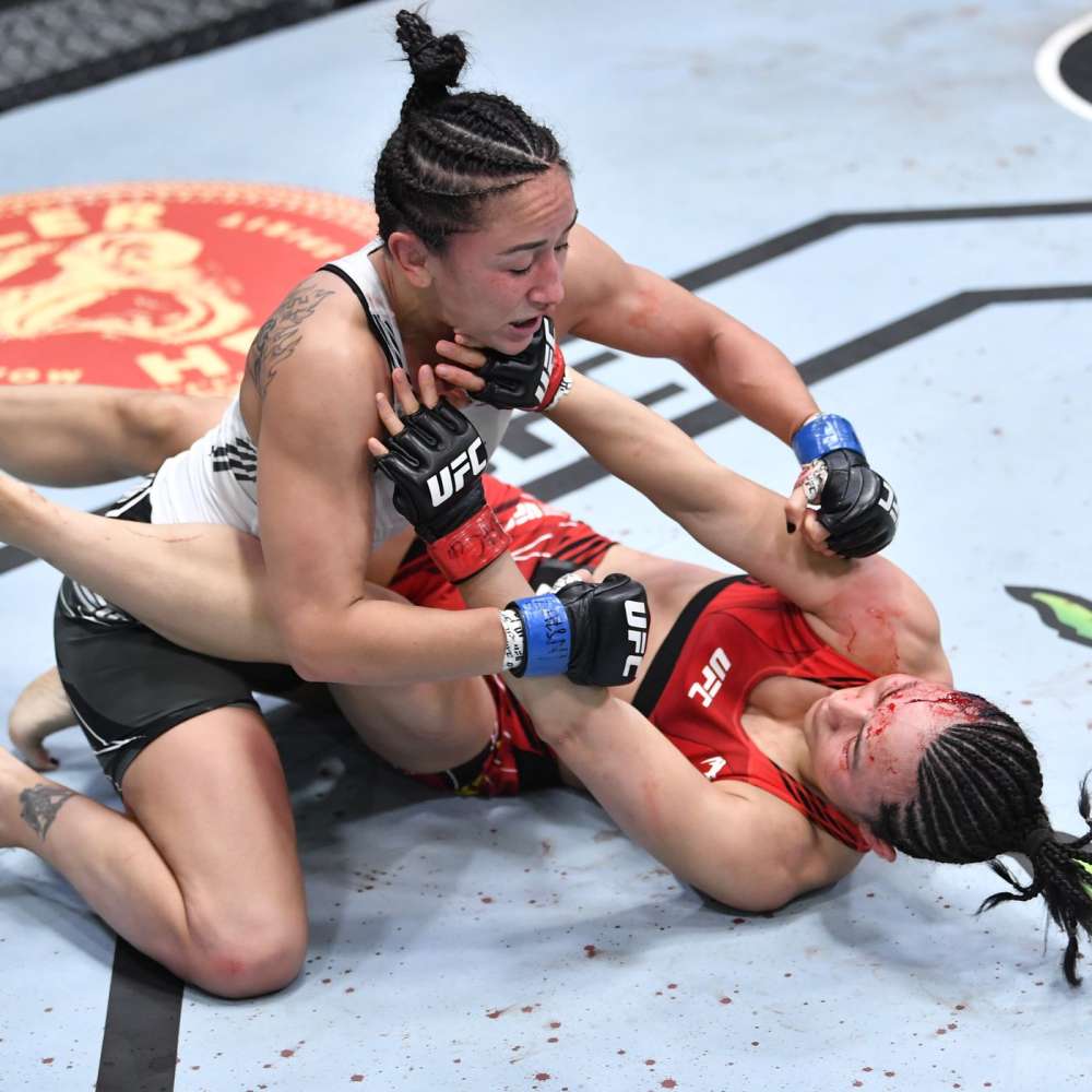 中国力量闫晓楠激战ufc初代血洒擂台惨遭ko