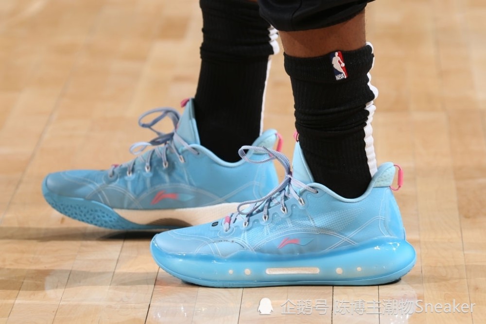  NBA球员上脚：杜兰特和欧文很骚气，保罗·乔治钟爱PG1！