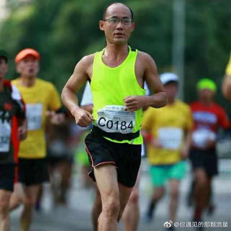 白银山地马拉松遇难者家属发声:"多想暖暖父亲那双冰冷的手"