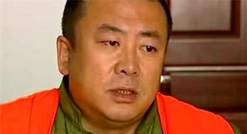 查看更多图片 >在2011年之前,娱乐圈有一个名叫"张国锋"的演员,他参演