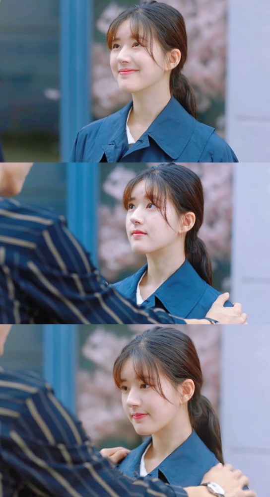 赵露思一不小心捡到爱顾安心妹妹