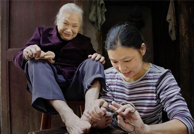 姐妹排行_众多兄弟姐妹,排行第几才是最孝顺的,父母们来看看