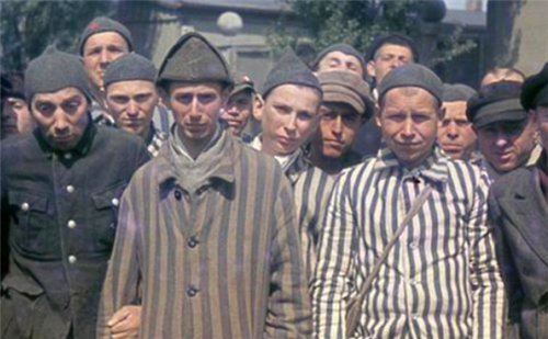 因此欧洲人非常不待见犹太人,不管是西班牙国王,英国国王以及法国国王